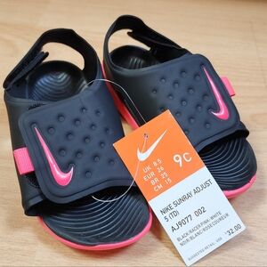 NWT Nike Sunray Adjust 5 Sandals Water Swim Shoes Black Pink Size 9